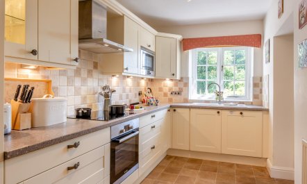 2 Bed in Nr Kendal 7