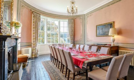 8 Bed in Huddersfield 5