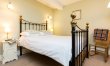 2 Bed in High Peak 1