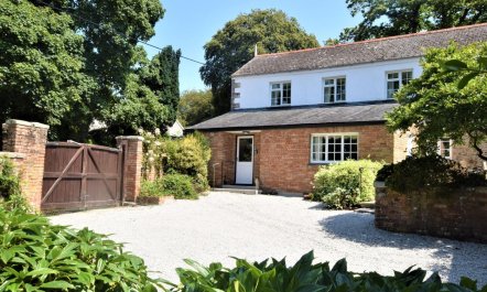 4 Bed in Truro