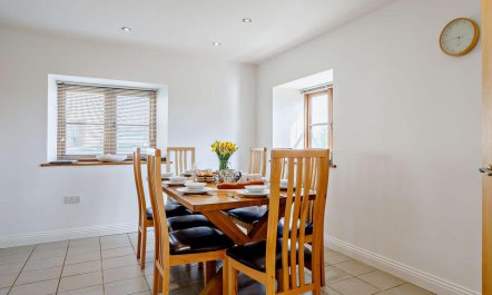 4 Bed in Taunton 6
