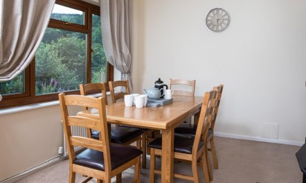 3 Bed in Brecon 9