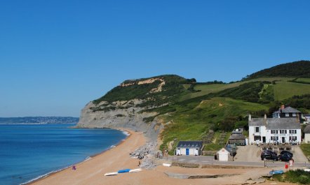 3 Bed in Bridport 4