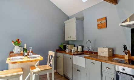 1 Bed in Beaminster 7