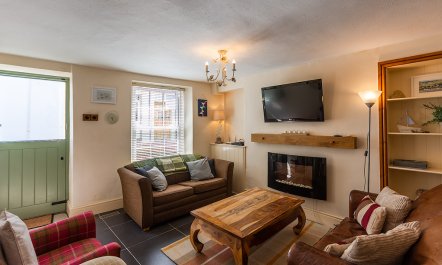 3 Bed in Aberdyfi 3
