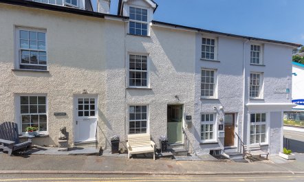 3 Bed in Aberdyfi