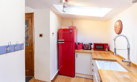 3 Bed in Aberdyfi 6