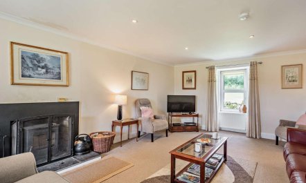 4 Bed in Castle Douglas 2