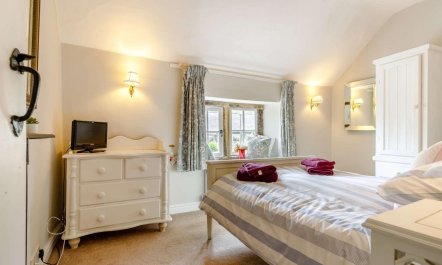 1 Bed in Bakewell 6