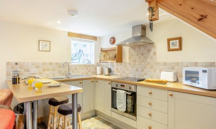 1 Bed in Minehead 5