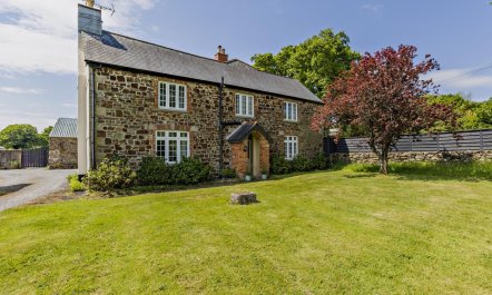 6 Bed in Okehampton