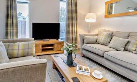 2 Bed in Pontypool 4
