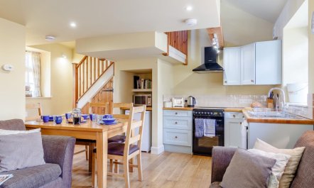 2 Bed in Axminster 3