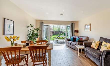 1 Bed in Bridgwater 3