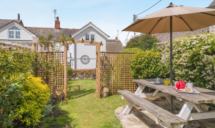 3 Bed in Bridport 4