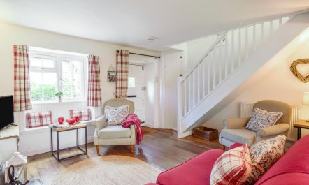 3 Bed in Bridport 6