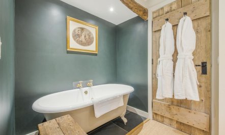 1 Bed in Whitby 2