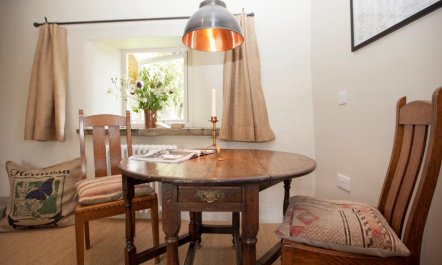 1 Bed in Whitby 6