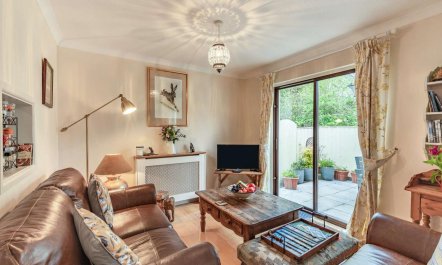 2 Bed in Narberth 1