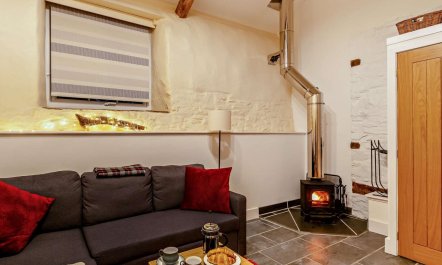 2 Bed in South Molton 8