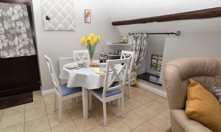 2 Bed in Brecon 8