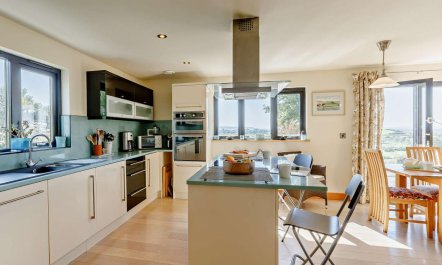 4 Bed in Bridgwater 4