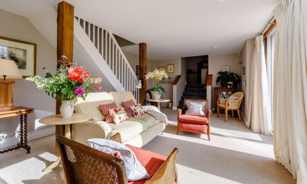 6 Bed in Barnstaple 8