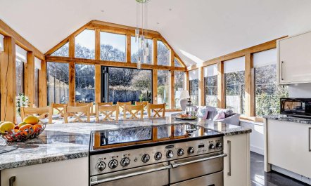 5 Bed in Telford 4