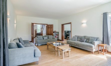 8 Bed in Bridport 7
