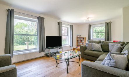 8 Bed in Bridport 6