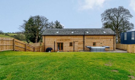 4 Bed in Llandrindod Wells