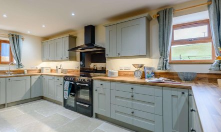 4 Bed in Llandrindod Wells 3