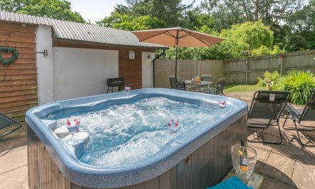 2 Bed in Sampford Courtenay 1