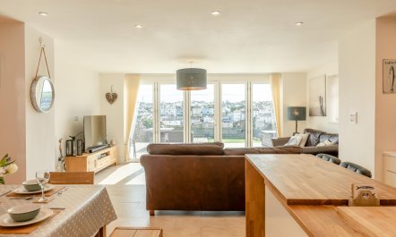 3 Bed in Brixham 8
