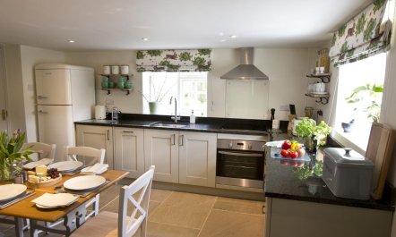 3 Bed in Thornton Le Dale 4