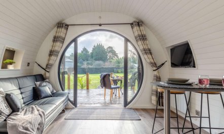 1 Bed in South Brent 6