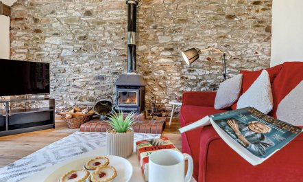 1 Bed in Holsworthy 1