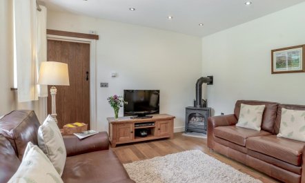 2 Bed in Abergavenny 3