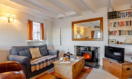 2 Bed in Polruan 1