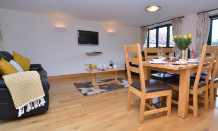 3 Bed in Bridport 3