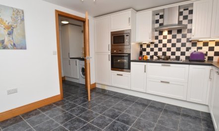 3 Bed in Bridport 6