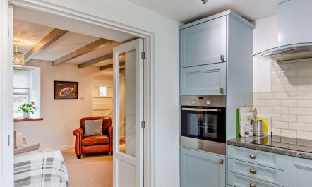 1 Bed in West Polberro 4