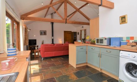 2 Bed in Sherborne 6