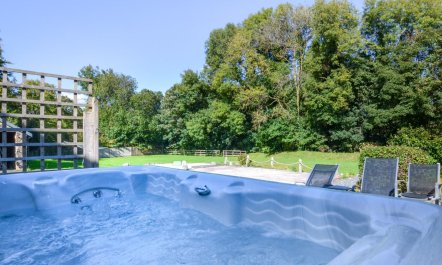 6 Bed in Okehampton 1