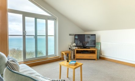2 Bed in Torquay 4