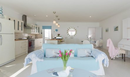 3 Bed in Bonchurch 3