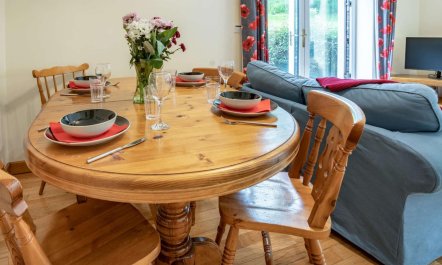 2 Bed in Abergavenny 7
