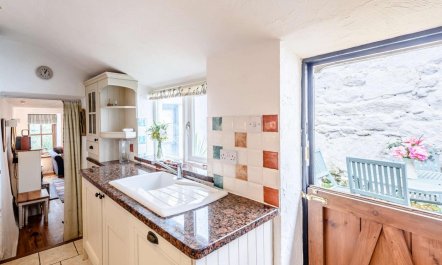 3 Bed in Penzance 6