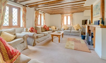 5 Bed in Wareham 1
