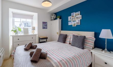 1 Bed in Tenby 9